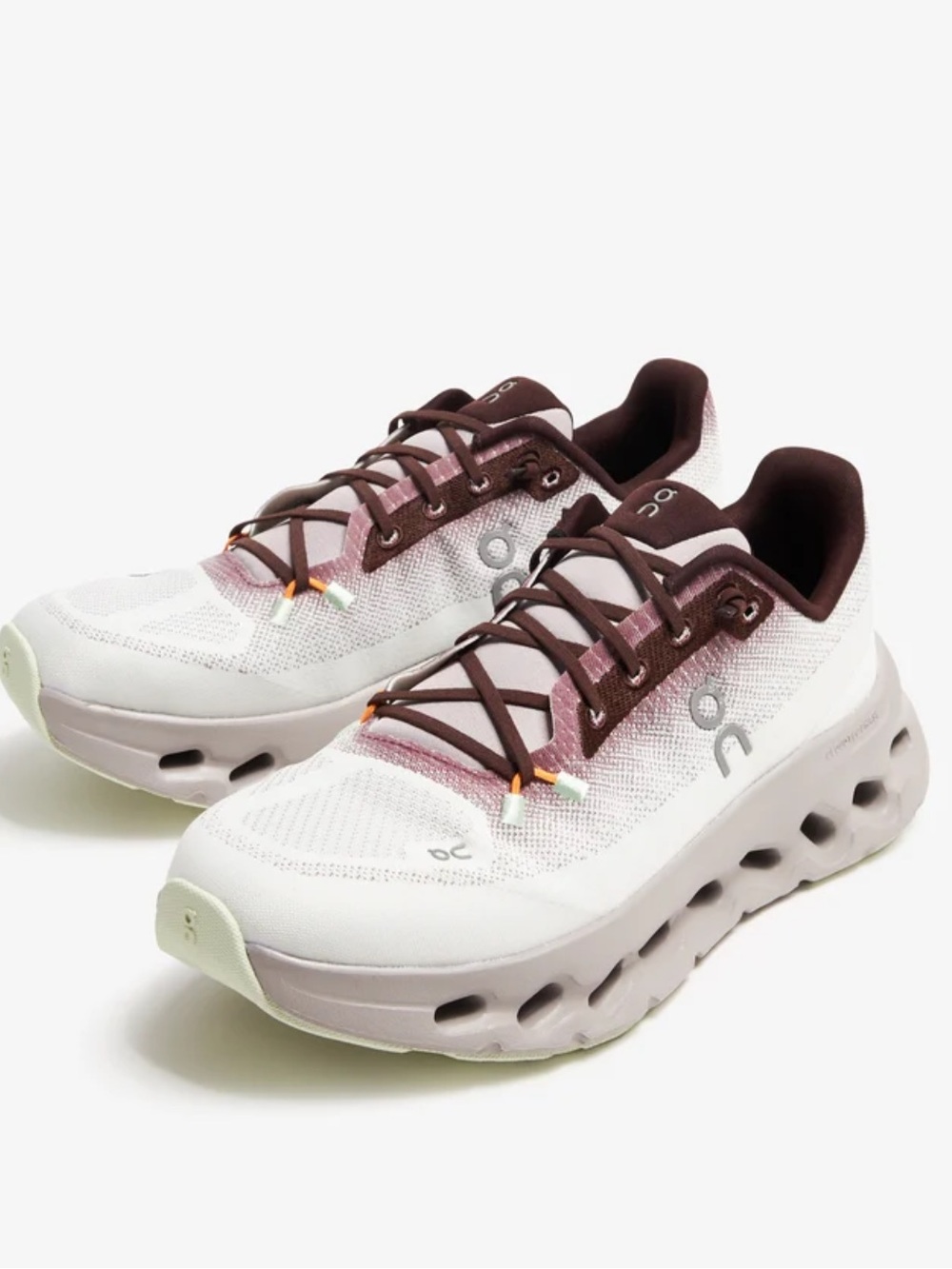 On Running Cloudtilt Women size 8.5 Sneakers in grey and quartz/pearl
